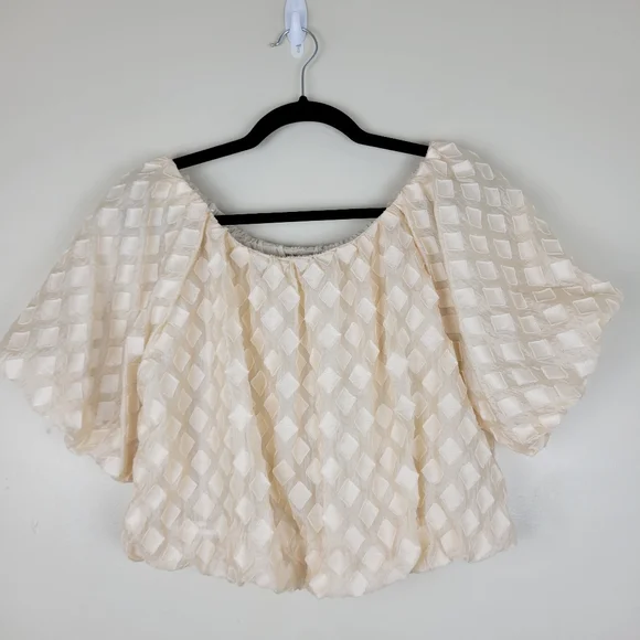 Do+Be Cropped Top - Picture 1 of 8